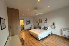 АРЕНДА КВАРТИРА с видом на море 155 м² (АФИНЫ-ВАРКИЗА)