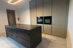Афинская Ривьера продается дом 630 м² на берегу моря (Афины-Варкиза)