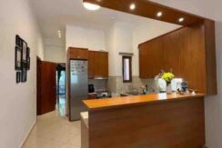 Афинская Ривьера продается дом 630 м² на берегу моря (Афины-Варкиза)