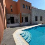 Афинская Ривьера продается дом 630 м² на берегу моря (Афины-Варкиза)