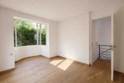 АРЕНДА недвижимость 220 м² на Афинской Ривьере (Афины-Варкиза)